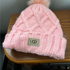Ugg hat and scarf